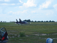 Breitling_taxiway.JPG
